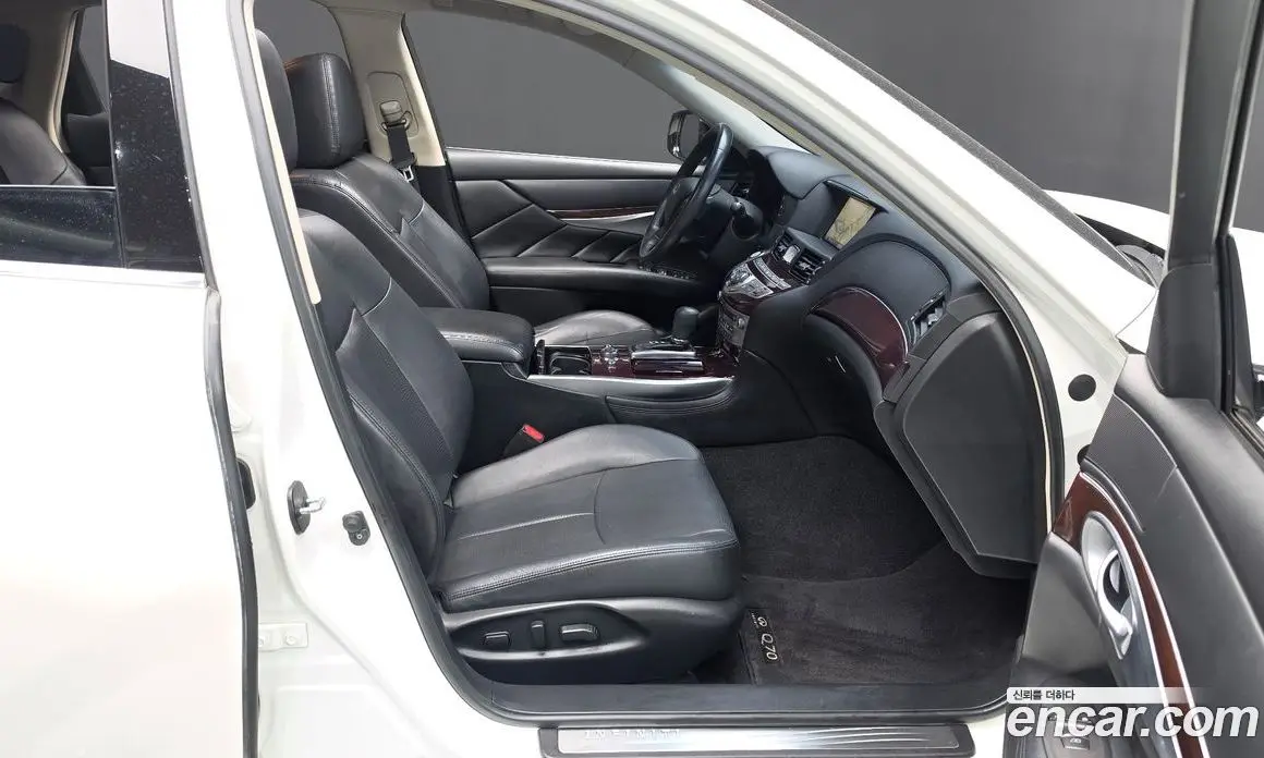 Infiniti Q70 2017 3.7 АКПП, фото 15