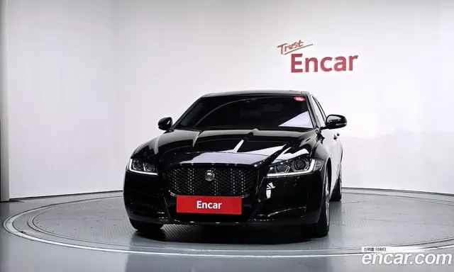 Jaguar XF 2018 2.0 АКПП, миниатюра 3
