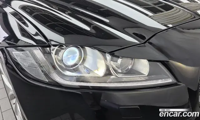 Jaguar XF 2018 2.0 АКПП, миниатюра 8