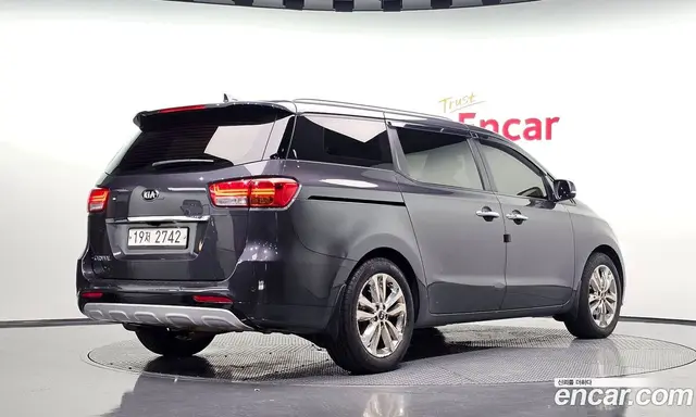 Kia Carnival 2015 2.2 АКПП, миниатюра 2