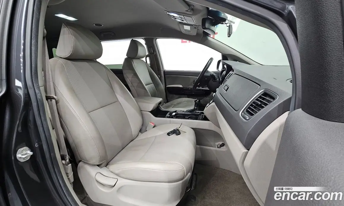 Kia Carnival 2015 2.2 АКПП, фото 16