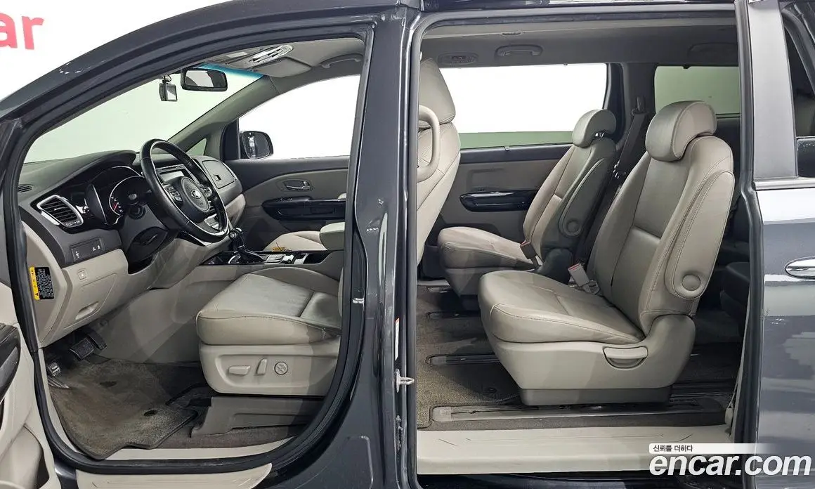 Kia Carnival 2015 2.2 АКПП, фото 19