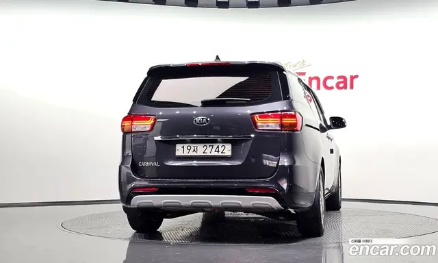 Kia Carnival 2015 2.2 АКПП, миниатюра 4