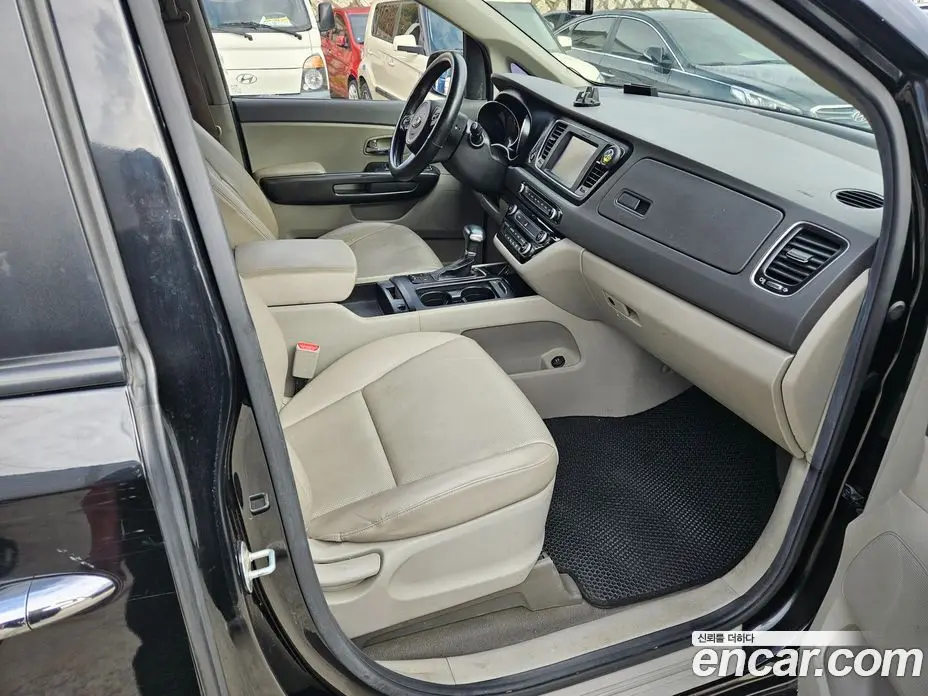 Kia Carnival 2016 2.2 АКПП, фото 12