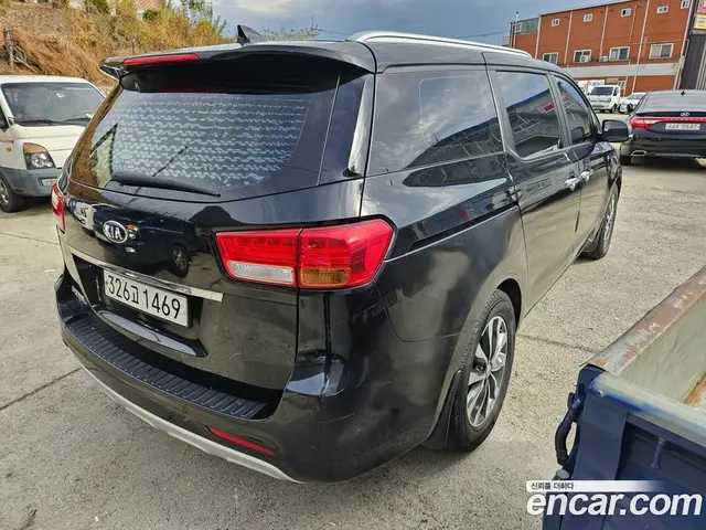 Kia Carnival 2016 2.2 АКПП, миниатюра 3