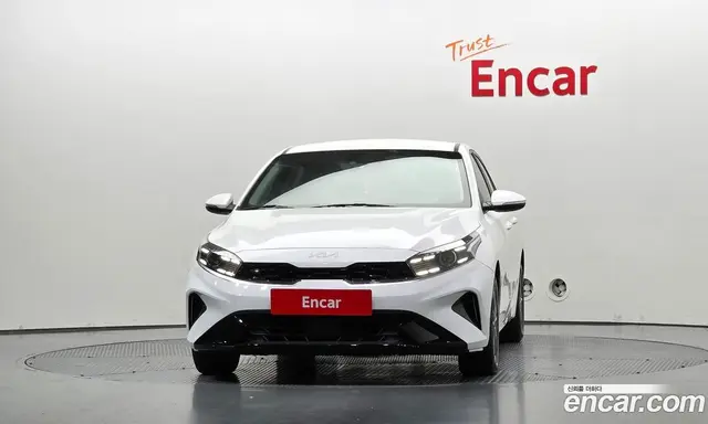 Kia K3 2023 1.6 АКПП, миниатюра 3