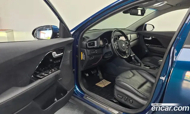 Kia Niro 2017 1.6 АКПП, миниатюра 10