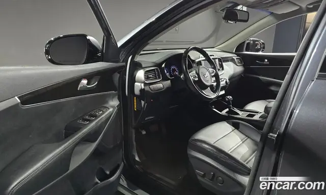 Kia Sorento 2014 2.0 АКПП, миниатюра 10 Kia Sorento 2014 2.0 АКПП, миниатюра 10