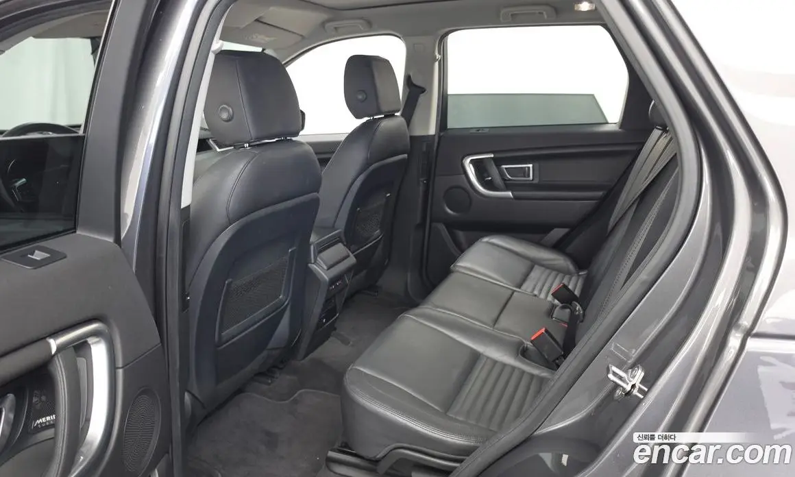 Land Rover Discovery Sport 2018 2.0 АКПП, фото 16