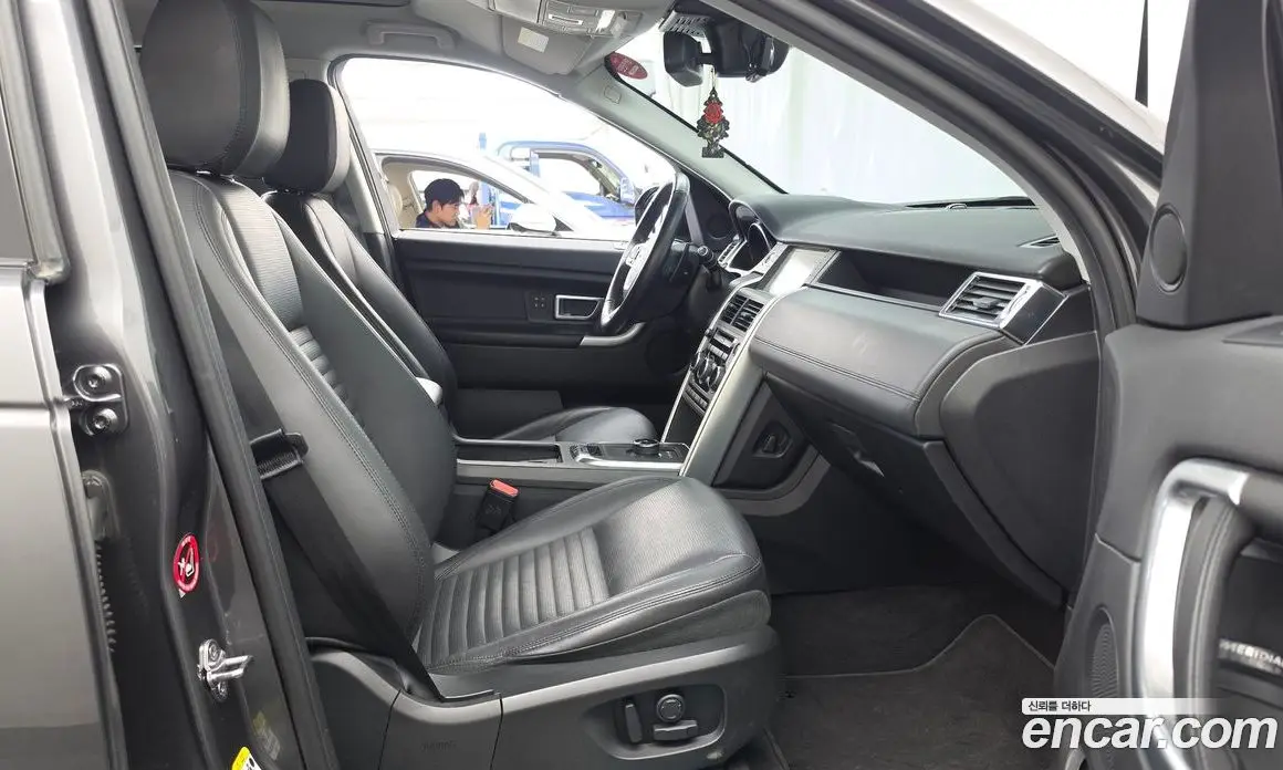 Land Rover Discovery Sport 2018 2.0 АКПП, фото 17