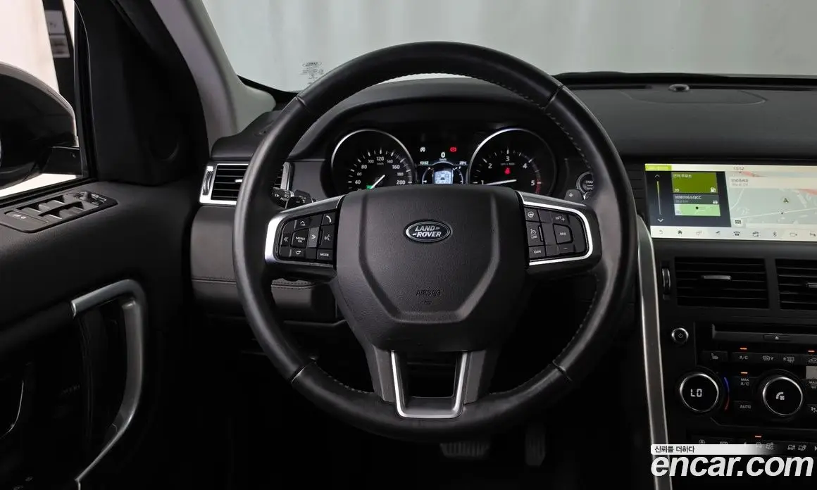 Land Rover Discovery Sport 2018 2.0 АКПП, фото 19