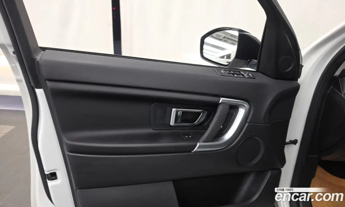 Land Rover Discovery Sport 2019 2.0 АКПП, фото 14