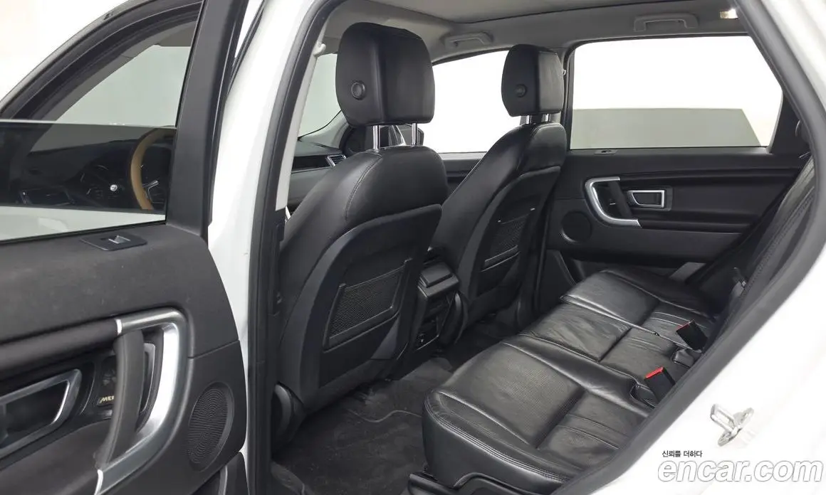 Land Rover Discovery Sport 2019 2.0 АКПП, фото 16