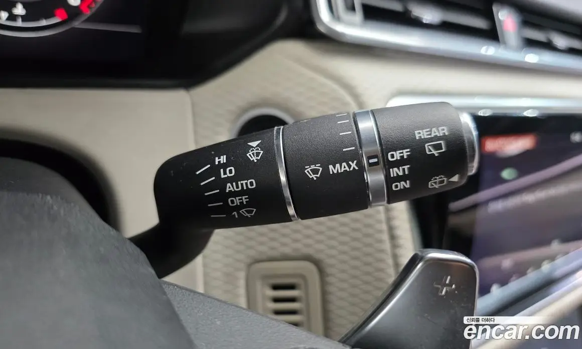 Land Rover Range Rover Velar 2019 2.0 АКПП, фото 18