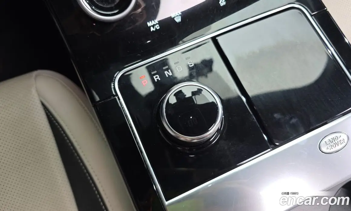 Land Rover Range Rover Velar 2019 2.0 АКПП, фото 9