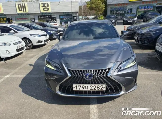 Lexus ES, 2021, 72 900 км