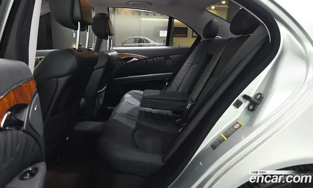 Mercedes-Benz E-Class 2008 3.0 АКПП, миниатюра 12