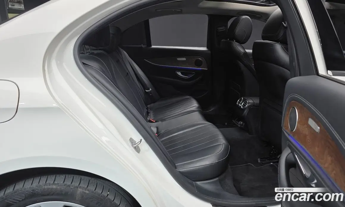 Mercedes-Benz E-Class 2016 2.0 АКПП, фото 12