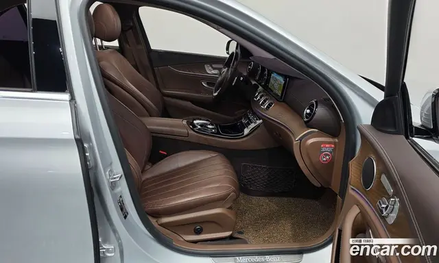 Mercedes-Benz E-Class 2017 1.9 АКПП, миниатюра 11