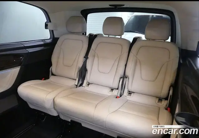 Mercedes-Benz V-Class 2022 2.2 АКПП, миниатюра 12