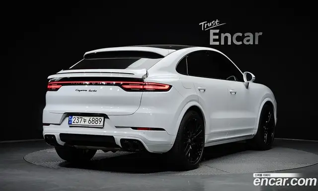 Porsche Cayenne, 2021, 77 601 км
