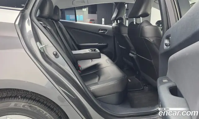 Toyota Prius 2017 1.8 АКПП, миниатюра 12