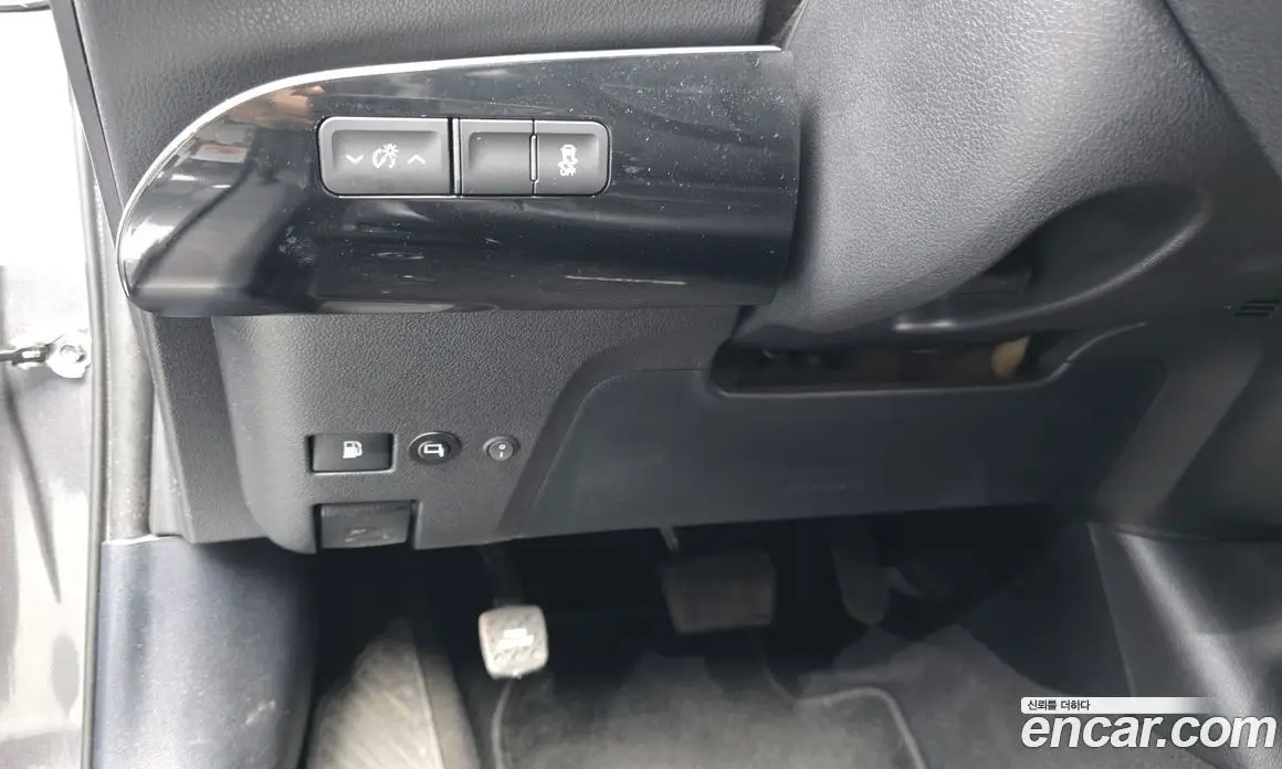 Toyota Prius 2017 1.8 АКПП, фото 18