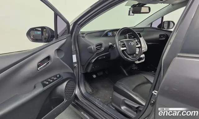 Toyota Prius 2017 1.8 АКПП, миниатюра 10