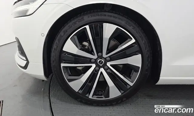 Volvo S60 2024 2.0 АКПП, миниатюра 5