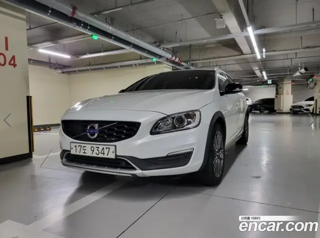 Volvo V60 2017 2.0 АКПП, миниатюра 2