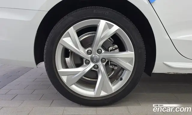 Audi A4 2021 2.0 АКПП, миниатюра 5 Audi A4 2021 2.0 АКПП, миниатюра 5