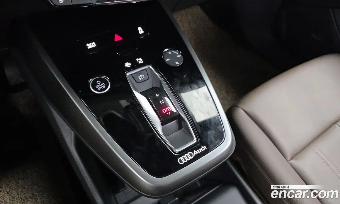 Audi Q4 e-tron 2025 0.2 АКПП, фото 12