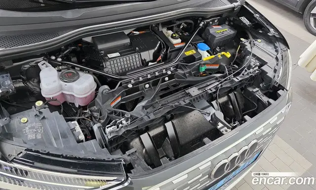 Audi Q4 e-tron 2025 0.2 АКПП, миниатюра 6