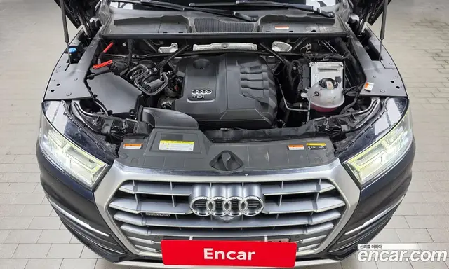 Audi Q5 2020 2.0 АКПП, миниатюра 5