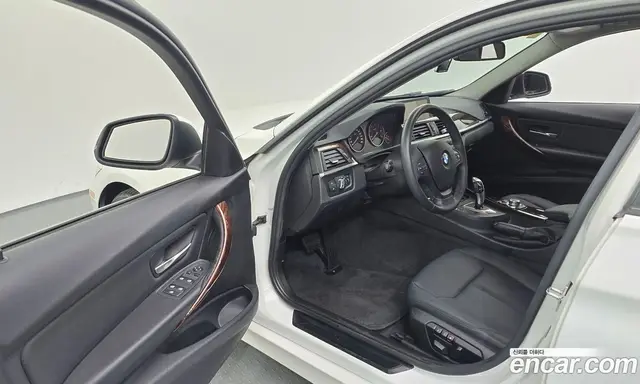 BMW 3 серия 2012 2.0 АКПП, миниатюра 10