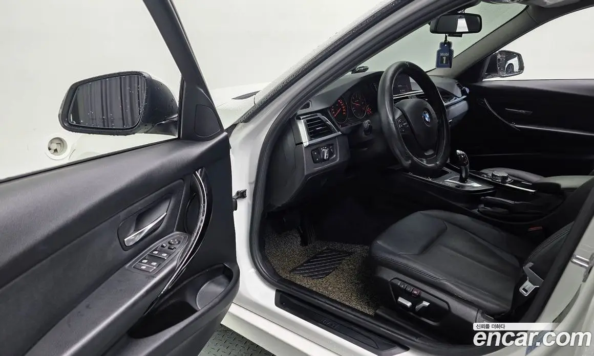 BMW 3 серия 2016 2.0 АКПП, фото 13