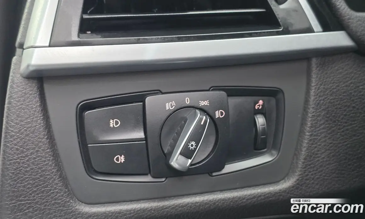 BMW 3 серия 2016 2.0 АКПП, фото 14