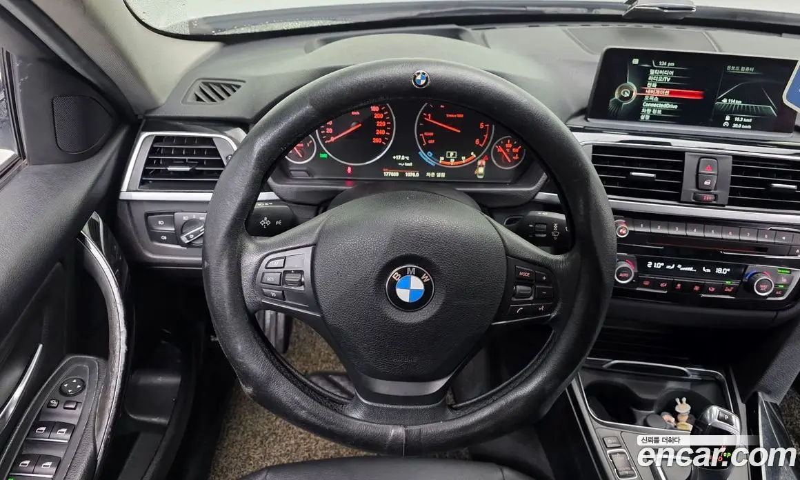 BMW 3 серия 2016 2.0 АКПП, фото 15