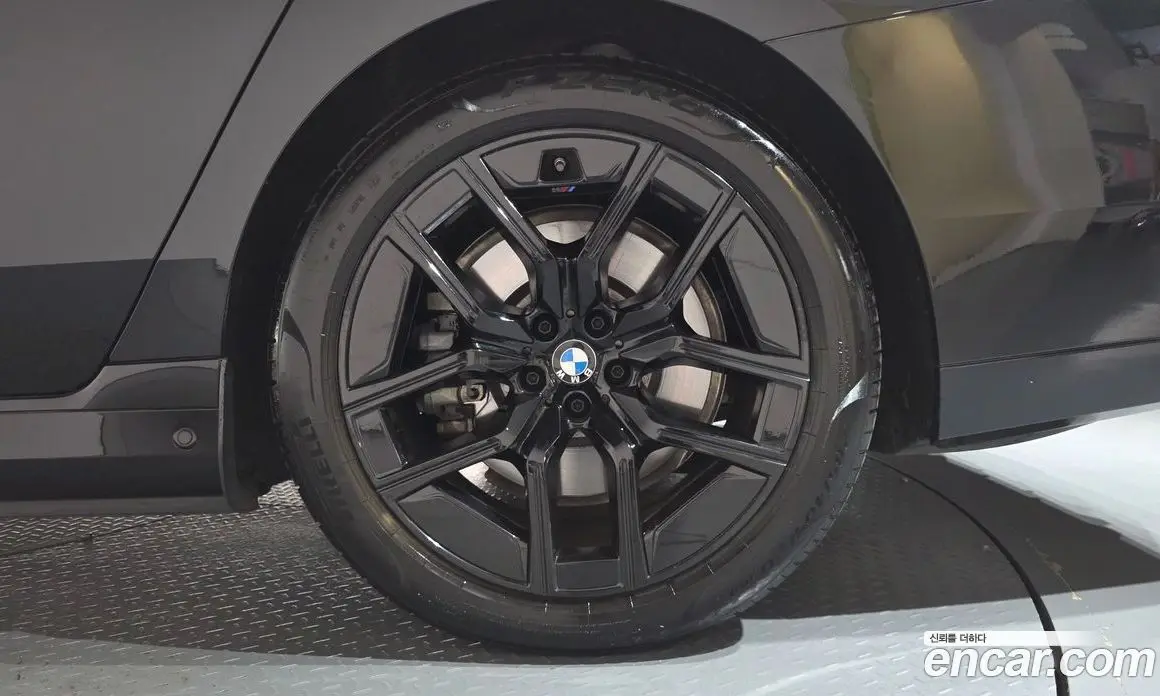 BMW i7 2023 0.3 АКПП, фото 6