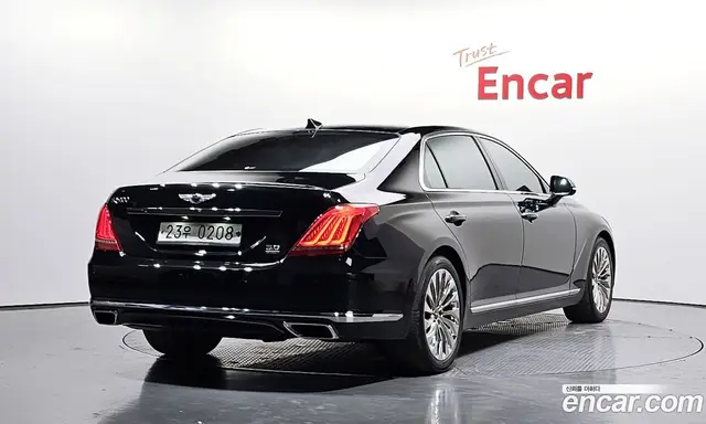 Genesis EQ900, 2016, 107 753 км