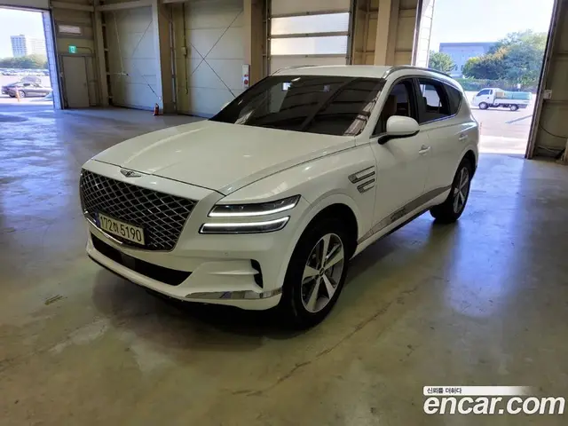 Genesis GV80, 2022, 10 500 км