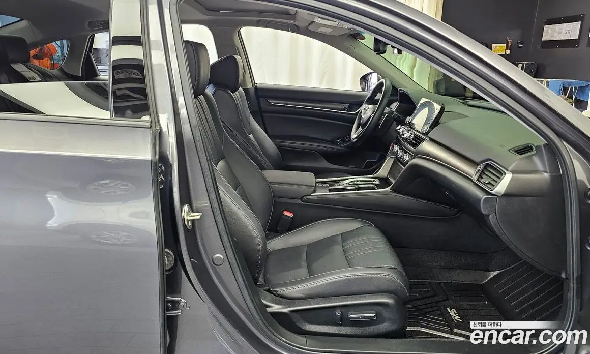 Honda Accord 2019 2.0 АКПП, фото 16
