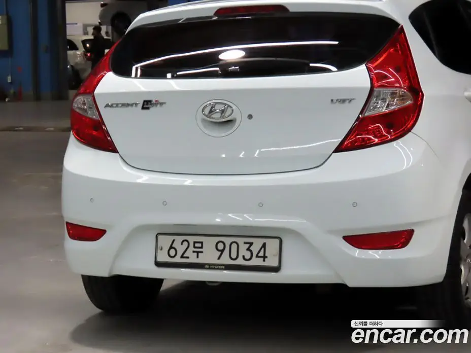 Hyundai Accent 2012 1.6 АКПП, фото 17