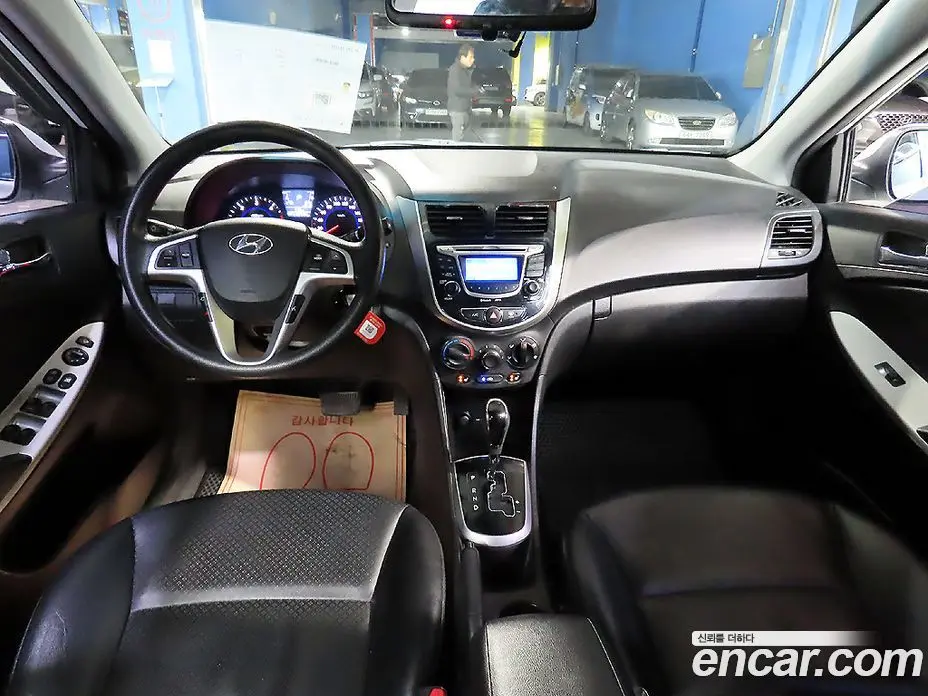 Hyundai Accent 2012 1.6 АКПП, фото 5