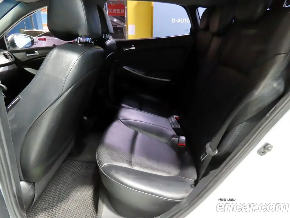 Hyundai Accent 2012 1.6 АКПП, фото 7