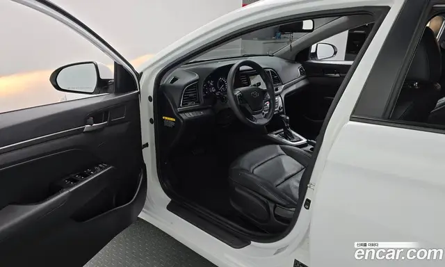 Hyundai Avante 2016 1.6 АКПП, миниатюра 10 Hyundai Avante 2016 1.6 АКПП, миниатюра 10