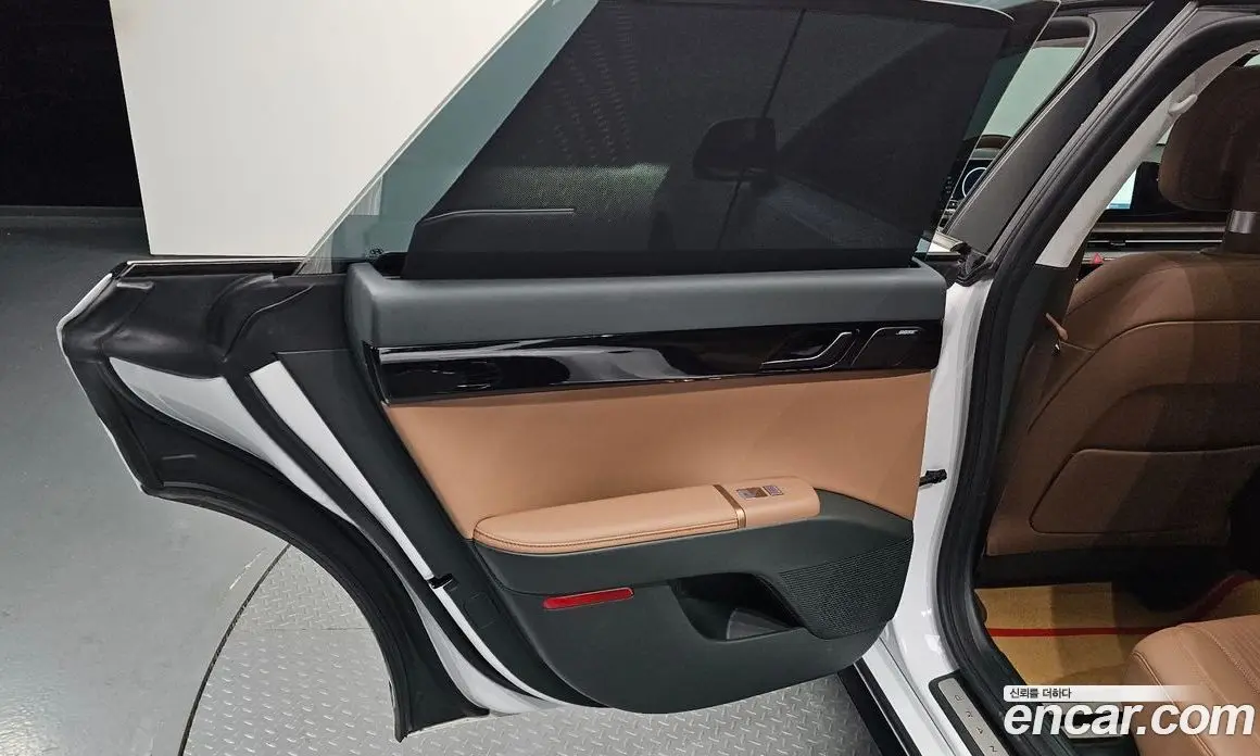 Hyundai Grandeur 2023 1.6 АКПП, фото 15