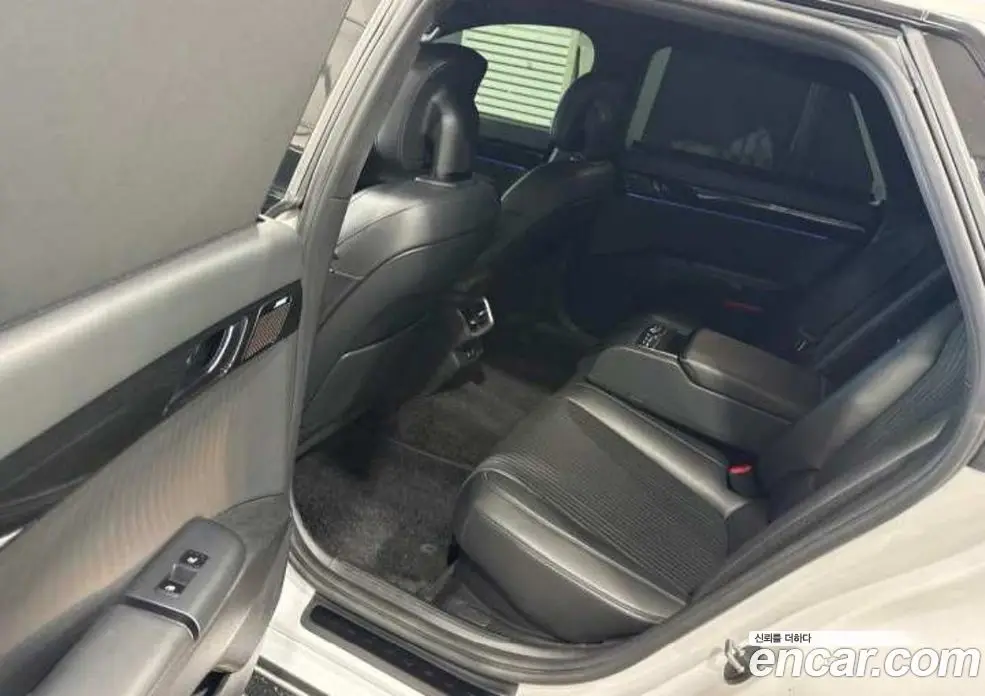 Hyundai Grandeur 2023 1.6 АКПП, фото 11