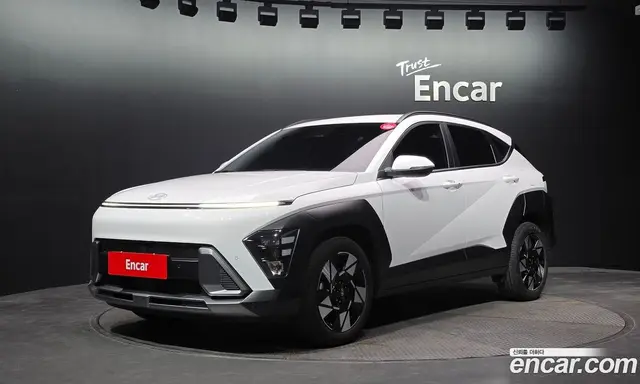 Hyundai Kona, 2024, 7 939 км