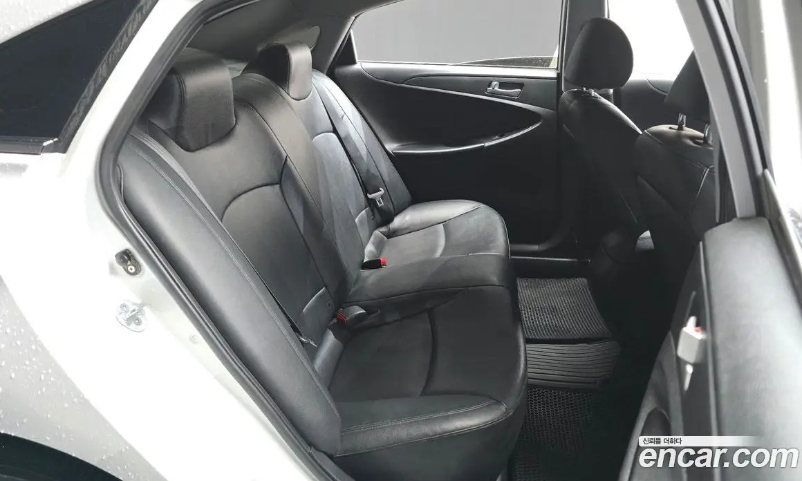 Hyundai Sonata 2009 2.0 АКПП, фото 11